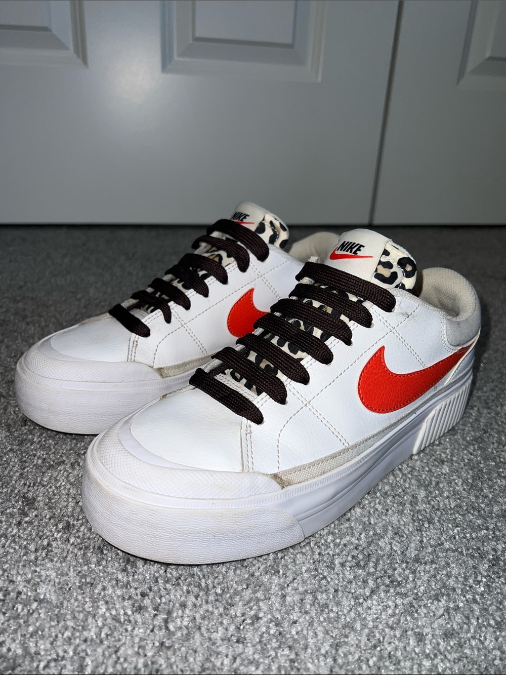 Nike Court Legacy Lift Platform Sneakers Women’s 7.5 White Orange Leopard